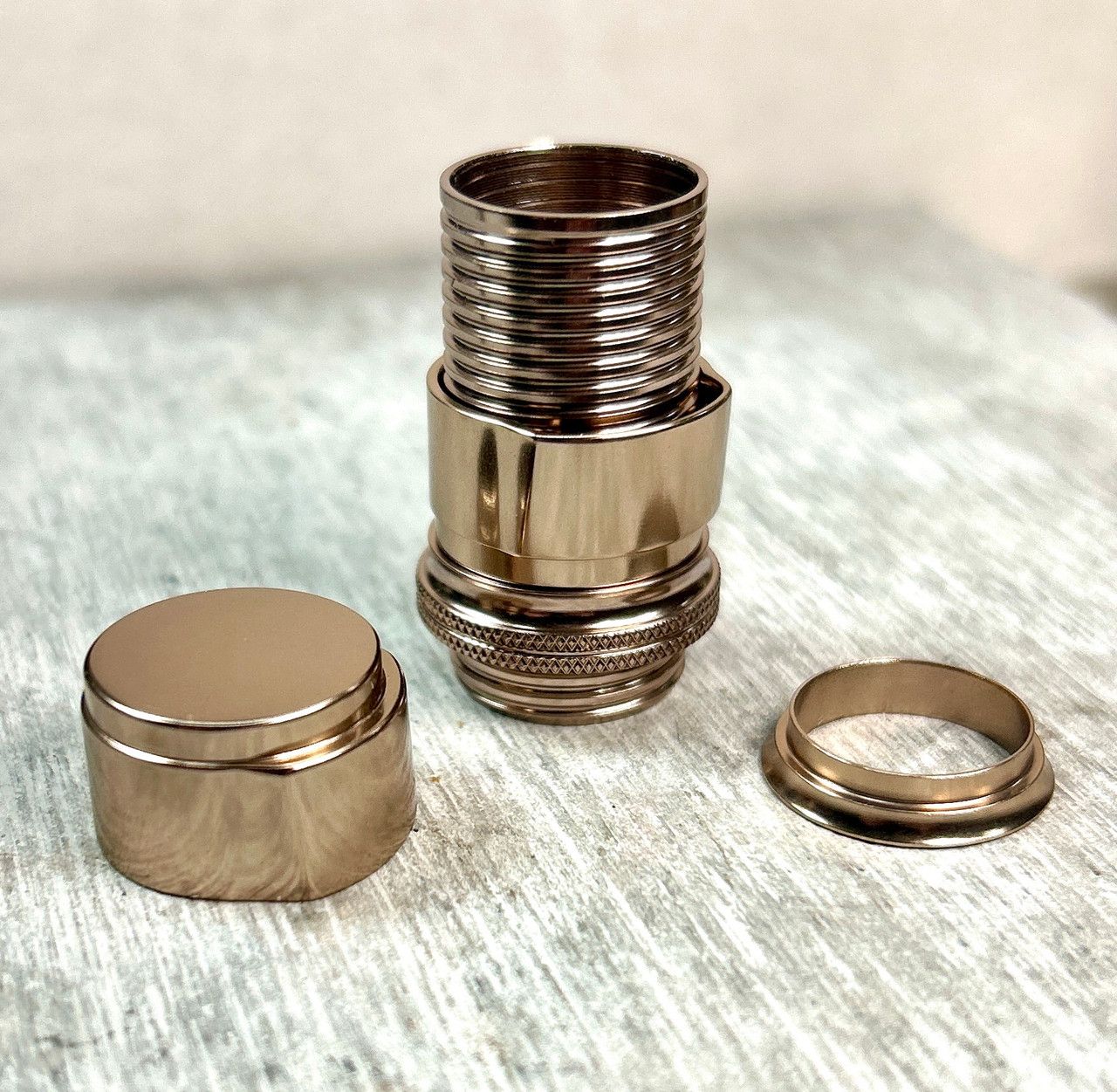 Struble D20 Downlock Rollenhalter Nickel Silver plated (Skeleton Hardware only)